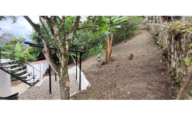 Venta de casalote de 570 M2 en 295 mill en La Mesa Cund
