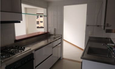 APARTAMENTO EN ARRIENDO SECTOR OVIEDO - POBLADO
