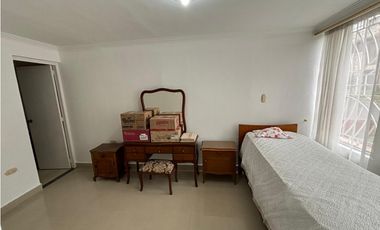 VENTA DE CASA BARRIO SAN JOAQUN MEDELLN OPORTUNIDAD INVERSIÓN