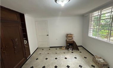 VENTA DE CASA BARRIO SAN JOAQUN MEDELLN OPORTUNIDAD INVERSIÓN
