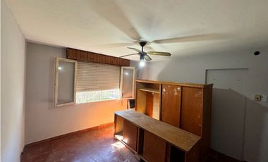 Venta casa 3 amb en Paso del rey Centro