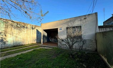 Venta casa 3 amb en Paso del rey Centro