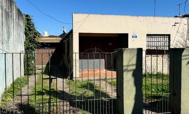 Venta casa 3 amb en Paso del rey Centro