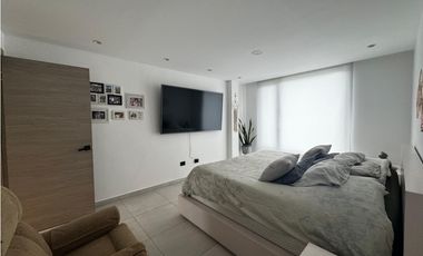 En venta casa de lujo con vista al mar en Marina Blue Manta Ecuador.