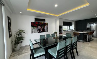 En venta casa de lujo con vista al mar en Marina Blue Manta Ecuador.