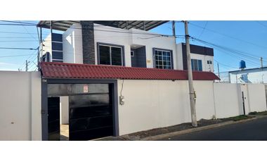 En venta casa sector Elegole Manta Ecuador.