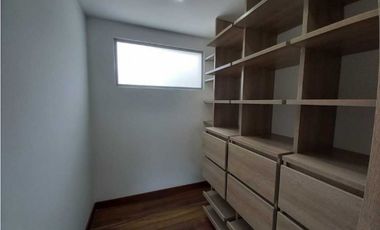 Casa campestre en El Retiro 5 alcobas con vista y urbanización