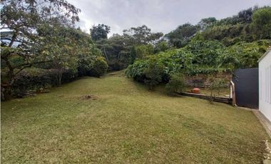 Casa campestre en El Retiro 5 alcobas con vista y urbanización