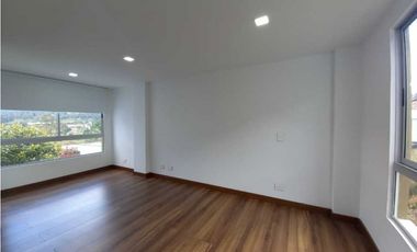 Casa campestre en El Retiro 5 alcobas con vista y urbanización