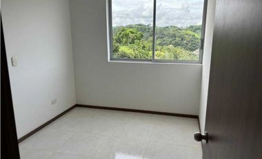 Moderno apartamento en conjunto cerrado lamos - Pereira