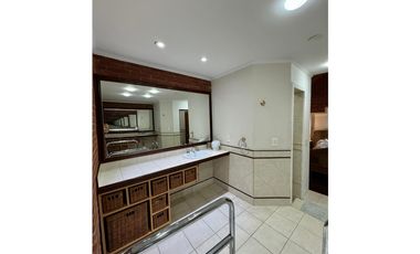 GRAN CHALET A POCAS CUADRAS DE LA PLAYA