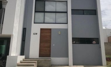 Casa en venta  en senderos de las moras