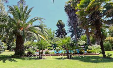 Hermosa Propiedad en exclusivo sector del Llano de Pirque
