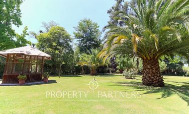Hermosa Propiedad en exclusivo sector del Llano de Pirque