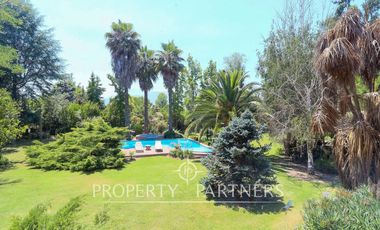 Hermosa Propiedad en exclusivo sector del Llano de Pirque