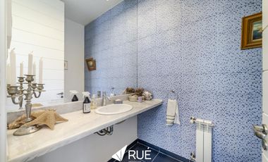 Casa en venta/alquiler en Estancia Q2,  de categoría, 6 dorm