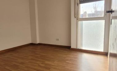 Venta Dto. 3 Dormitorios con cochera