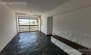 Venta Dto. 3 Dormitorios con cochera