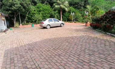 VENDO CASA FINCA CON PISCINA LOTE 5.500M2 - ANAPOIMA LAS MERCEDES