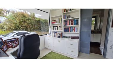 VENDO CASA EXCLUSIVA LOTE 1.570M2 - YERBABONITA SOPO