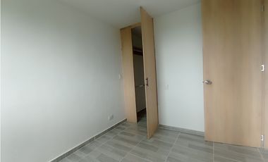 SE ALQUILA LINDO APARTAMENTO EN EL C.R. ROSETO- JAMUND