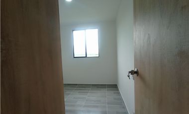 SE ALQUILA LINDO APARTAMENTO EN EL C.R. ROSETO- JAMUND