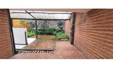 EN VENTA CASA COMERCIAL PATRIMONIO ARQ 400M2+JARDIN - EL NOGAL