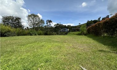 Venta de Lote en El Retiro Pantanillo