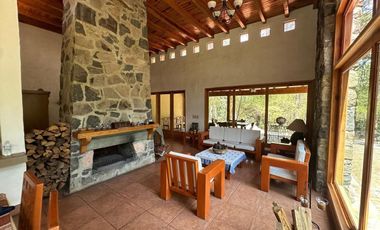 Cabaña con gran terreno en venta en Mazamitla