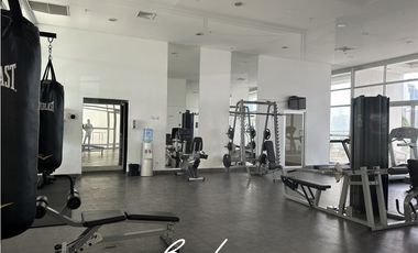 ALQUILO APARTAMENTO AMOBLADO EN AVENIDA BALBOA PH WHITE TOWER (9)