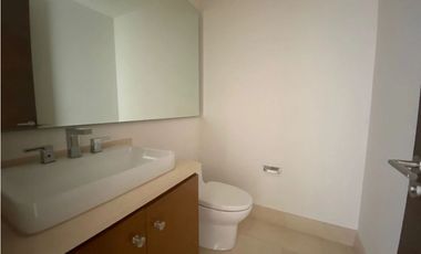 VENTA APARTAMENTO EN ZONA EXCLUSIVA SANTA MARIA GREENVIEW