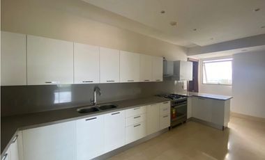 VENTA APARTAMENTO EN ZONA EXCLUSIVA SANTA MARIA GREENVIEW