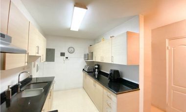 VENTA DE LUJOSA Y AMPLIA CASA DUPLEX MIRAFLORES 326.76M2