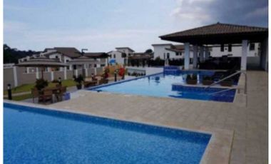 VENDO CASA EN LA CHORRERA COSTA VERDE PUERTO MADERO 3R