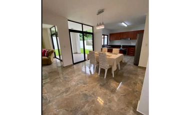 VENDO CASA EN LA CHORRERA COSTA VERDE PUERTO MADERO 3R