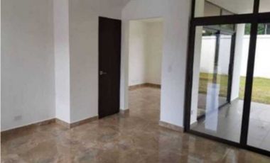 VENDO CASA EN LA CHORRERA COSTA VERDE PUERTO MADERO 3R