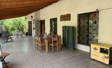 Terreno, 2 Casas En El Manzano, 6.220 M² Y Derechos De Agua