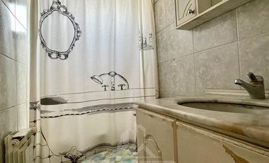 Hotel en Venta en COD37563 Gran hostal funcionando en Caupolican N° 1465 - Temuco