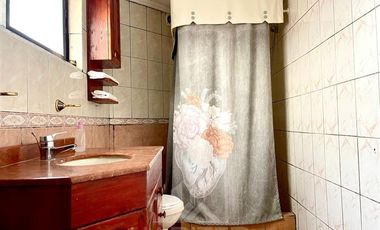 Hotel en Venta en COD37563 Gran hostal funcionando en Caupolican N° 1465 - Temuco