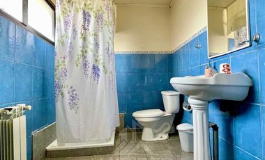 Hotel en Venta en COD37563 Gran hostal funcionando en Caupolican N° 1465 - Temuco