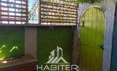 Casa en Venta en Av Las Torres y Santa Corina