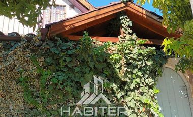 Casa en Venta en Av Las Torres y Santa Corina