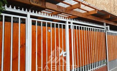 Casa en Venta en Ubicada cerca de San Francisco con Las Parcelas