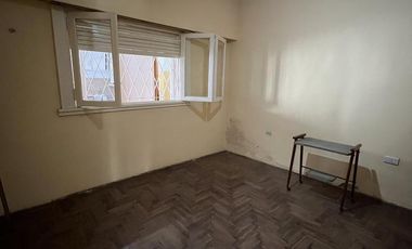 CASA VENTA RAMOS MEJIA SUR 4 AMBIENTES