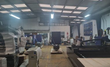 RENTA DE LOCAL COMERCIAL  PLANTA BAJA Y PRIMER PISO   CALZADA VALLEJO