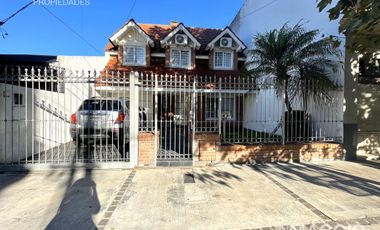 CASA VENTA RAMOS MEJIA 5 AMBIENTES