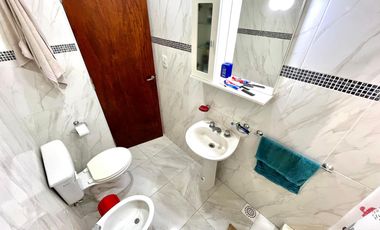 Venta - casa de 2 dormitorios en Roldan