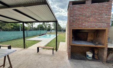 Venta - casa de 2 dormitorios en Roldan