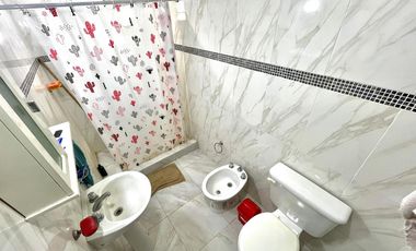 Venta - casa de 2 dormitorios en Roldan