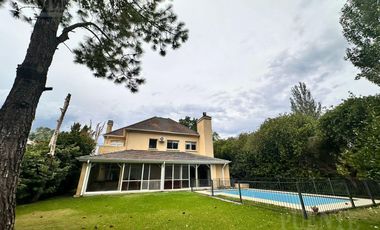 Casa - Saint Thomas Sur - Venta - 4 Dormitorios